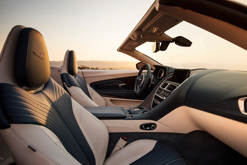 Illustration for article titled The 2018 Aston Martin DB11 Volante Looks Amazing Without A Roof